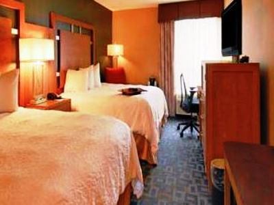 Hotel Hampton 3*