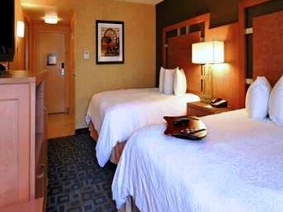 Hotel Hampton 3*